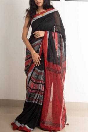 Red & Black Handloom Cotton Sarees With Fish Motif Work & Unstitched Blouse Piece