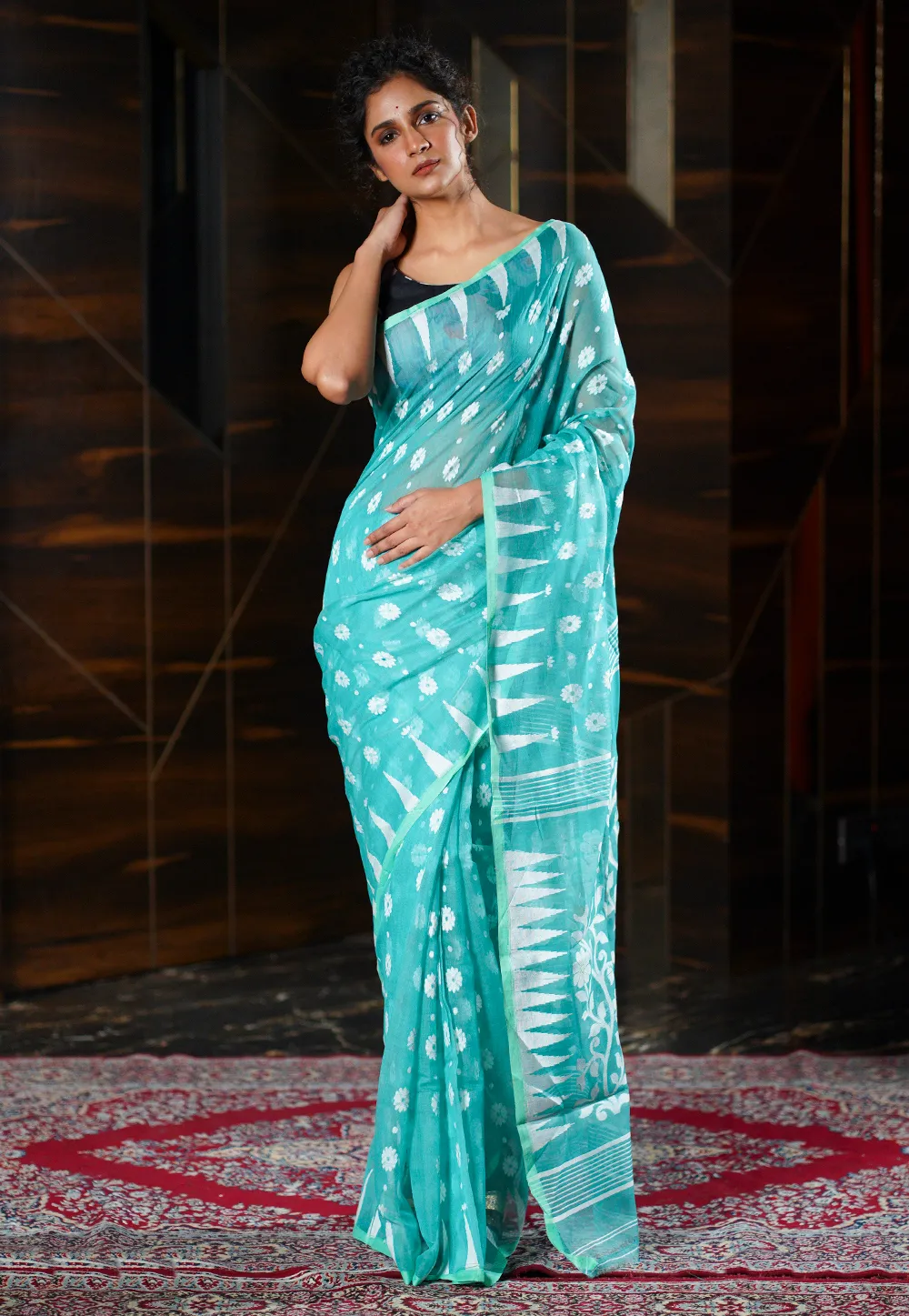 capri blue jamdani saree with white and gold floral woven motifs 5f4898360ecf9 1598593078
