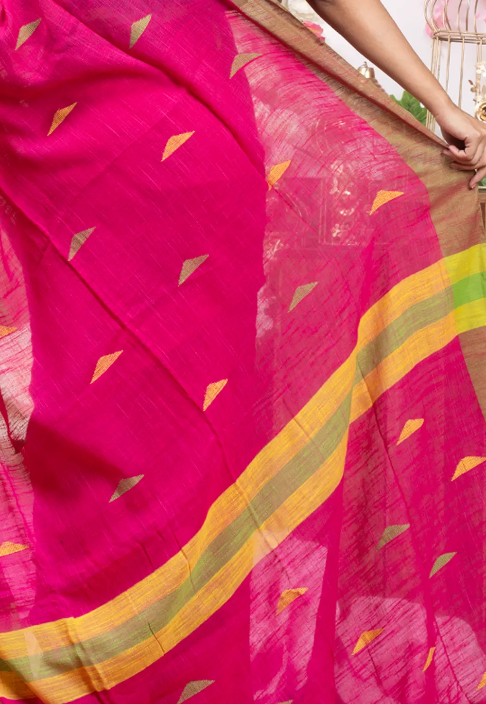 pink handloom saree with multicolor pyramid motifs 6020f3fd6e652 1612772349 1