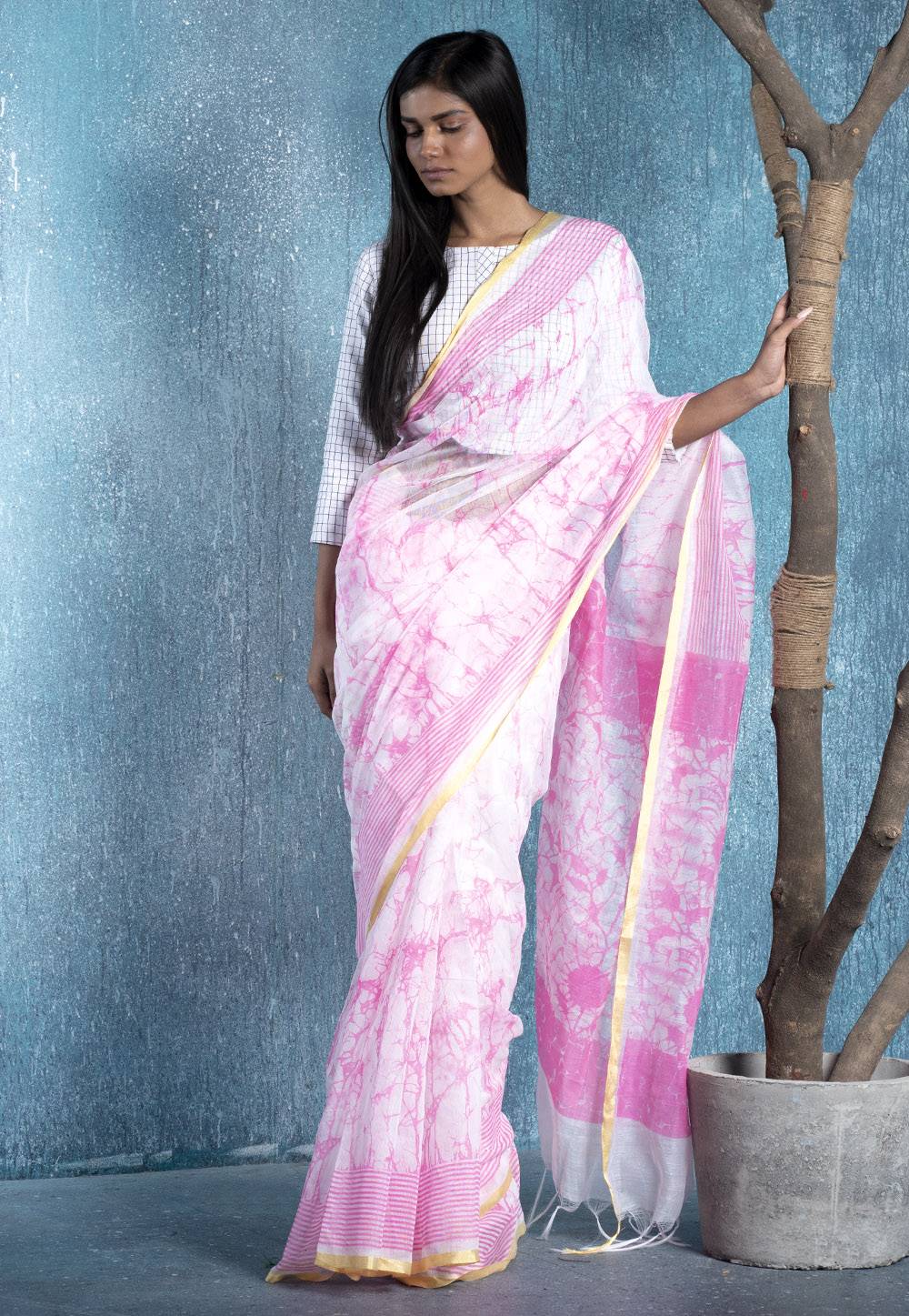 pink on white printed blended cotton saree 618fa374d25d3 1636803444