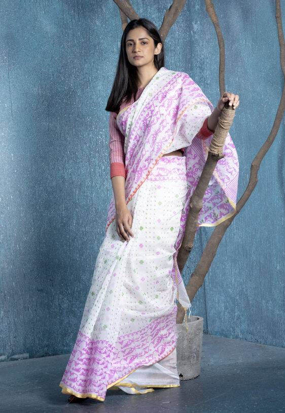 white and pionk jamdani print handloom blended cotton saree 618fa285e2b20 1636803205