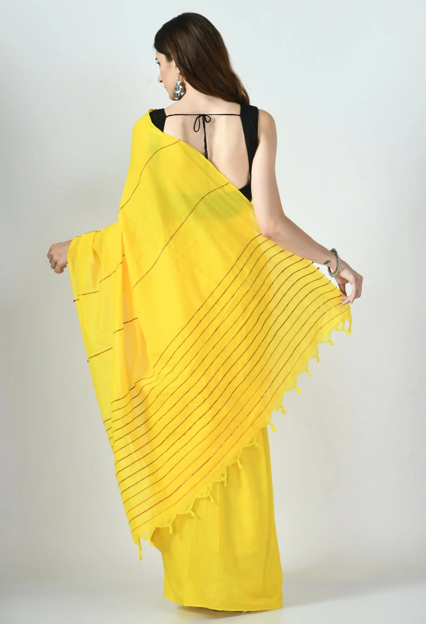 yellow khesh saree 942594