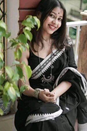 Premium Quality Traditional Black Color Begumpuri Handloom Cotton Sarees With Unstitched Blouse Piece